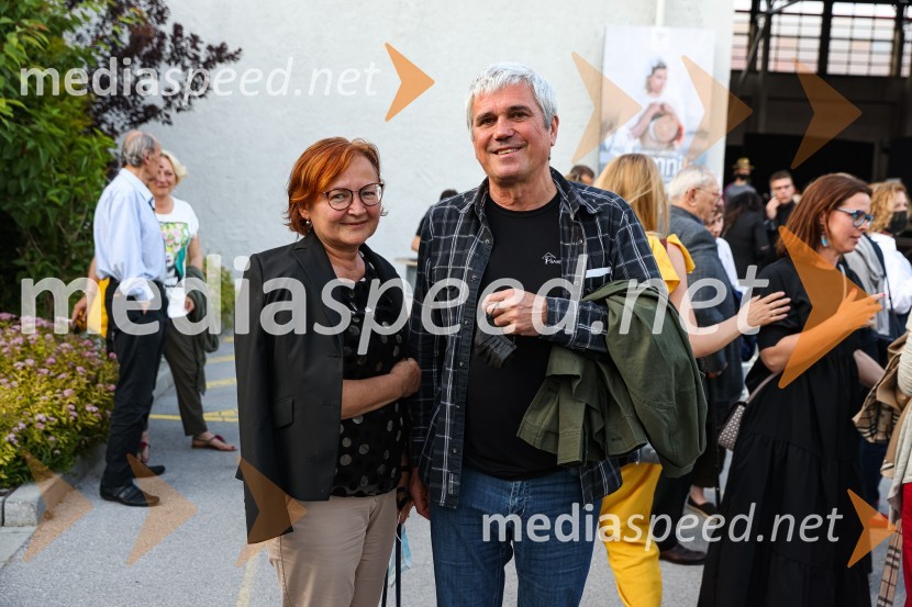 Slamnik, premiera komedije