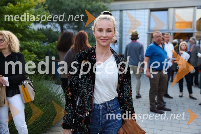 Slamnik, premiera komedije