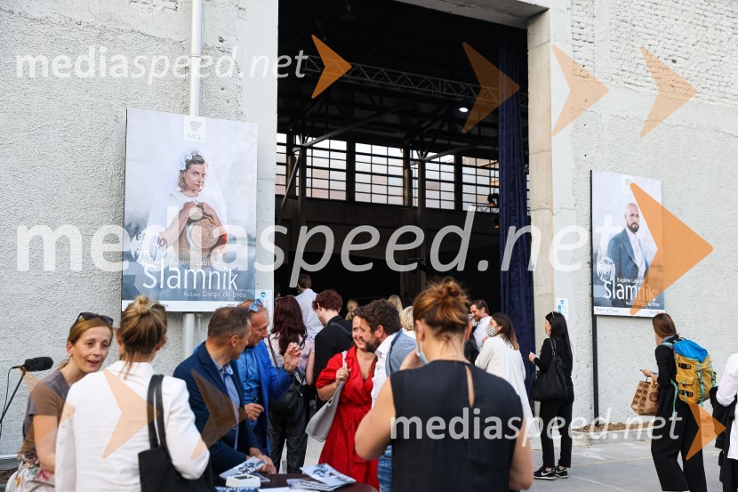 Slamnik, premiera komedije