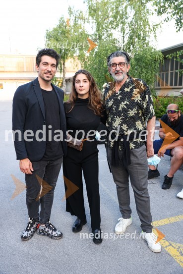 Slamnik, premiera komedije