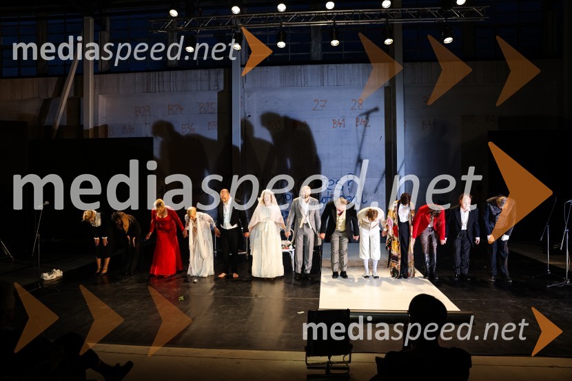 Slamnik, premiera komedije