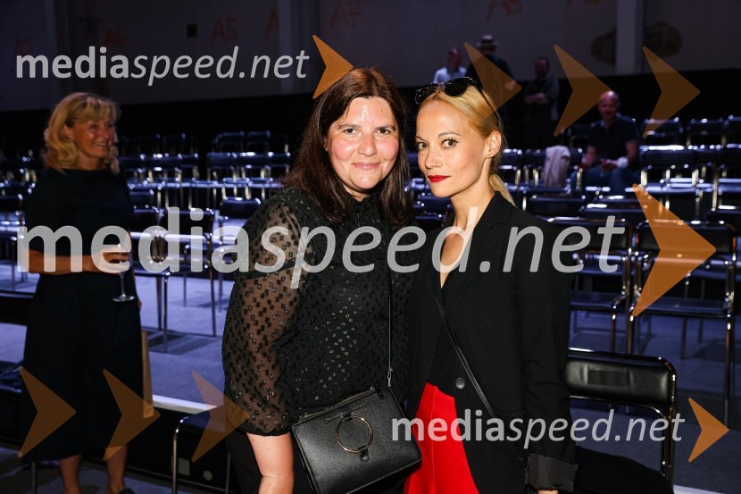 Slamnik, premiera komedije