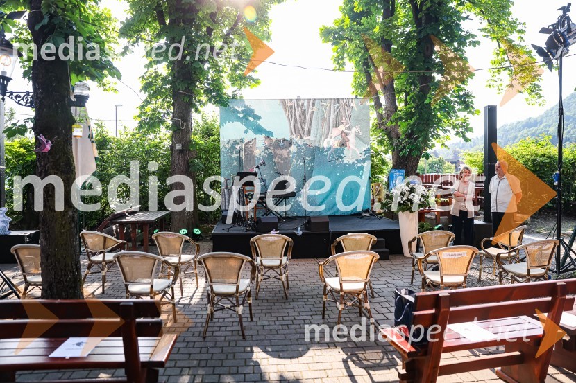 Andrej Rozman Roza in Alenka Sottler prejemnika Levstikove nagrade 2021, podelitev