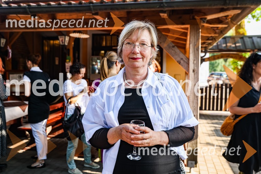 Andrej Rozman Roza in Alenka Sottler prejemnika Levstikove nagrade 2021, podelitev