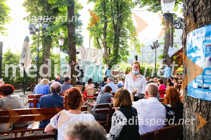 Andrej Rozman Roza in Alenka Sottler prejemnika Levstikove nagrade 2021, podelitev