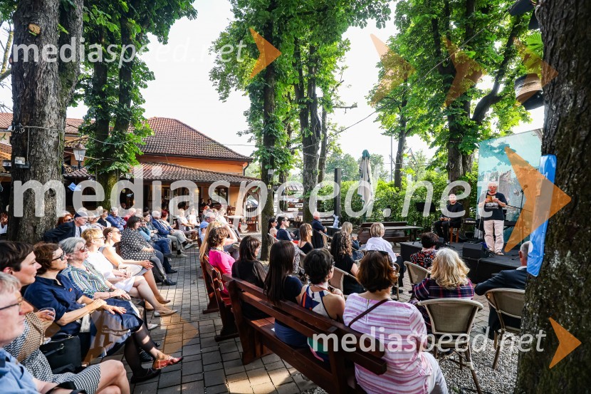 Andrej Rozman Roza in Alenka Sottler prejemnika Levstikove nagrade 2021, podelitev