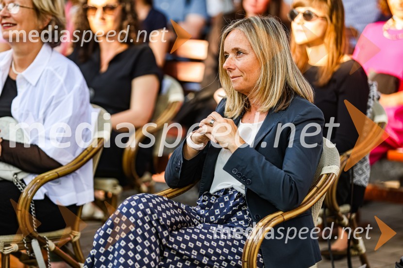 Andrej Rozman Roza in Alenka Sottler prejemnika Levstikove nagrade 2021, podelitev