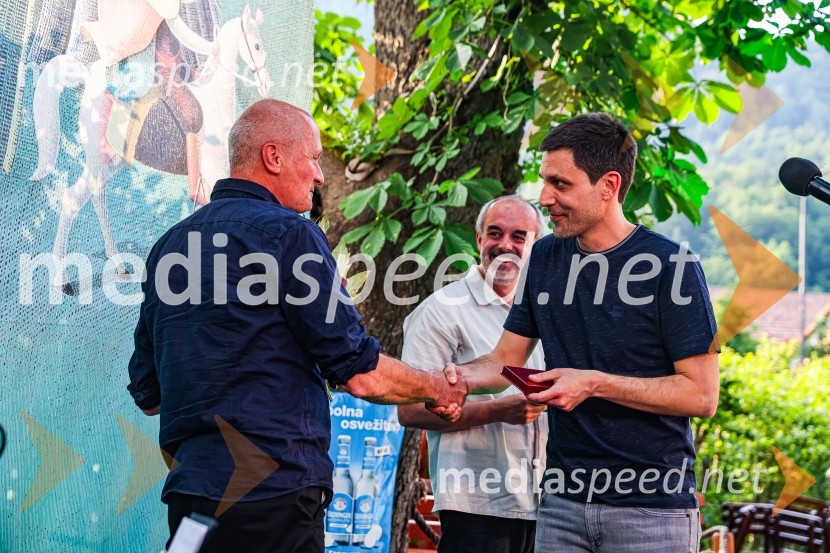 Andrej Rozman Roza in Alenka Sottler prejemnika Levstikove nagrade 2021, podelitev