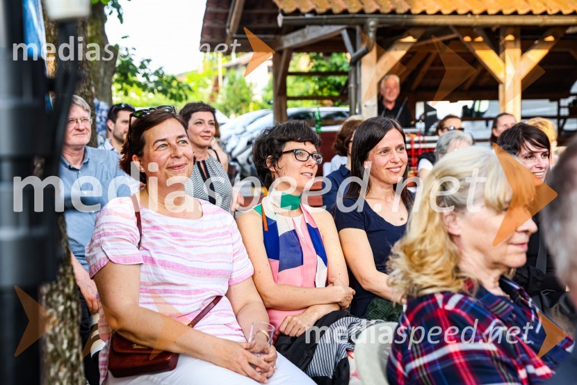 Andrej Rozman Roza in Alenka Sottler prejemnika Levstikove nagrade 2021, podelitev