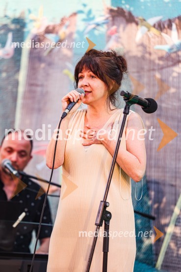 Andrej Rozman Roza in Alenka Sottler prejemnika Levstikove nagrade 2021, podelitev