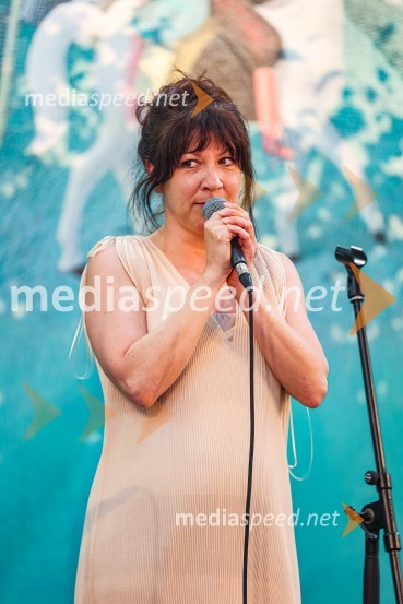 Andrej Rozman Roza in Alenka Sottler prejemnika Levstikove nagrade 2021, podelitev