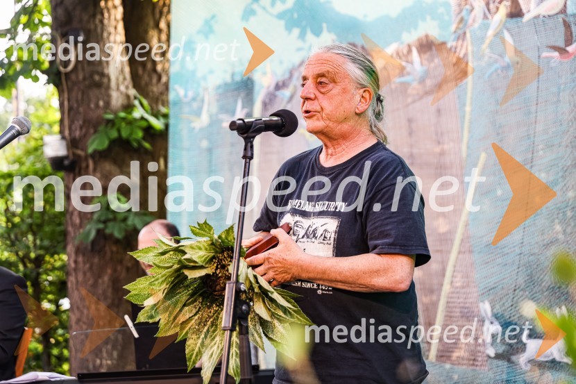 Andrej Rozman Roza in Alenka Sottler prejemnika Levstikove nagrade 2021, podelitev