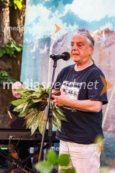 Andrej Rozman Roza in Alenka Sottler prejemnika Levstikove nagrade 2021, podelitev