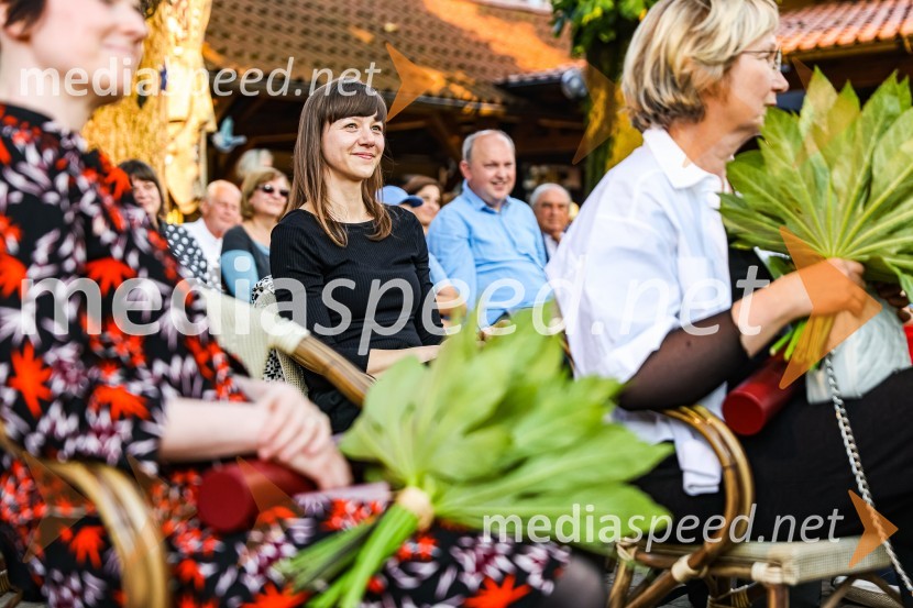 Andrej Rozman Roza in Alenka Sottler prejemnika Levstikove nagrade 2021, podelitev