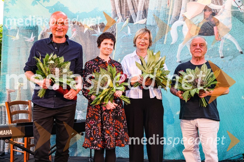 Andrej Rozman Roza in Alenka Sottler prejemnika Levstikove nagrade 2021, podelitev