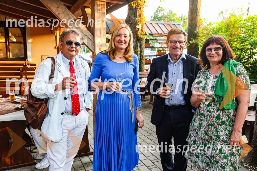 Andrej Rozman Roza in Alenka Sottler prejemnika Levstikove nagrade 2021, podelitev