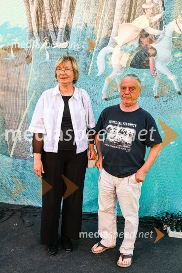 Andrej Rozman Roza in Alenka Sottler prejemnika Levstikove nagrade 2021, podelitev