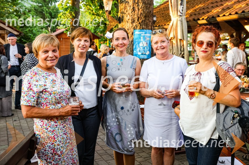 Andrej Rozman Roza in Alenka Sottler prejemnika Levstikove nagrade 2021, podelitev