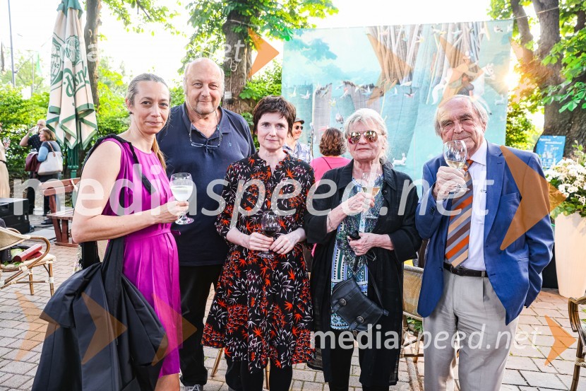 Andrej Rozman Roza in Alenka Sottler prejemnika Levstikove nagrade 2021, podelitev