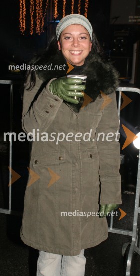 Veronika Žajdela, igralka in televizijska voditeljica,Silvestrovanje, Glavni trg Maribor