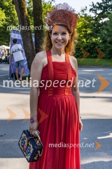  Irena Jalšovec Kogoj - Regina, pevkaLady piknik pod klobuki 2021