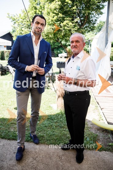 Ninamedia, 30 let raziskovalne agencije