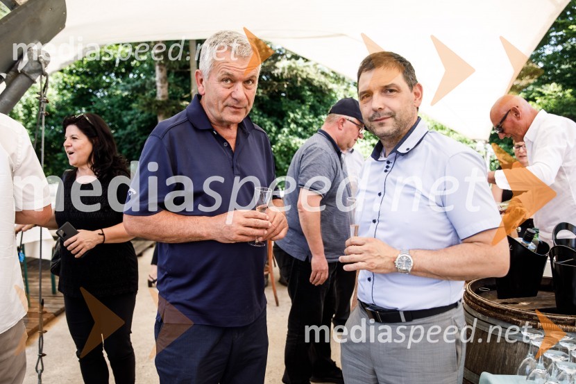  Damjanić Nikola;  ... Ninamedia, 30 let raziskovalne agencije