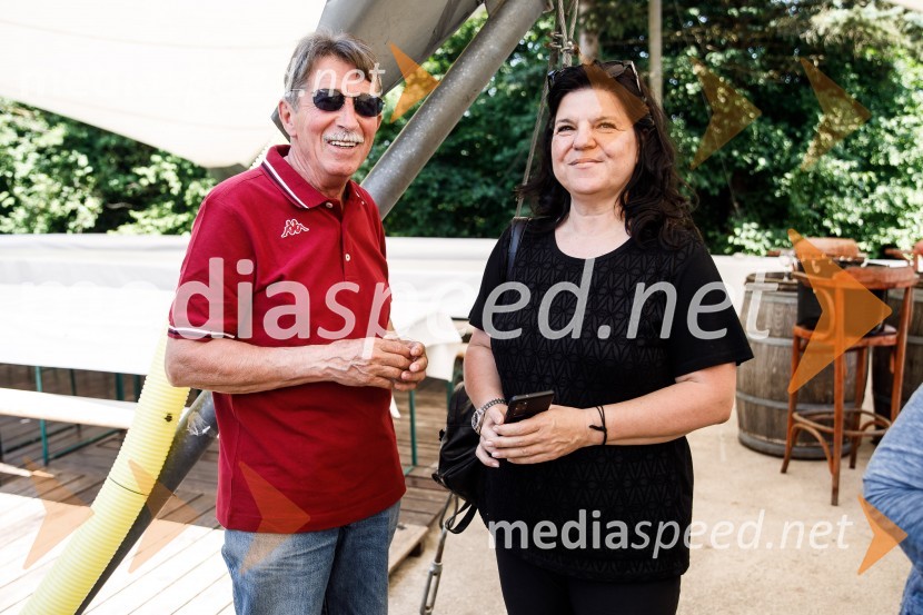  Mile Šetinc;  ... Ninamedia, 30 let raziskovalne agencije