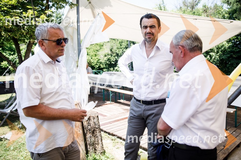 Ninamedia, 30 let raziskovalne agencije