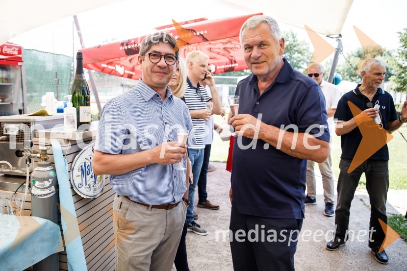  ... ;  Damjanić NikolaNinamedia, 30 let raziskovalne agencije