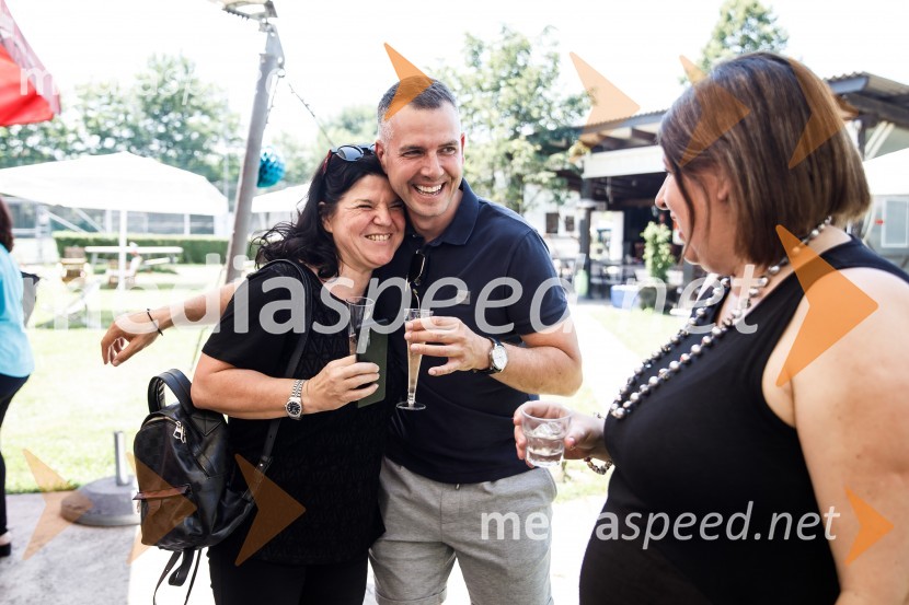 Ninamedia, 30 let raziskovalne agencije