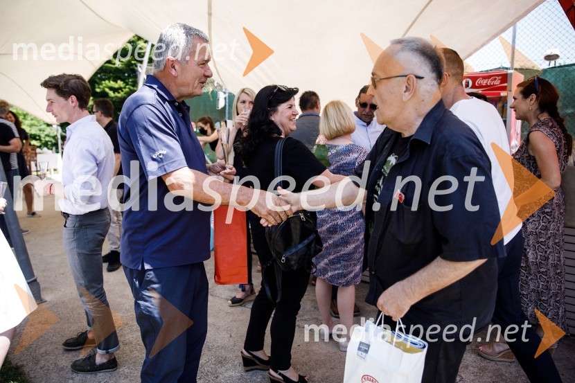  Damjanić Nikola;  ... Ninamedia, 30 let raziskovalne agencije