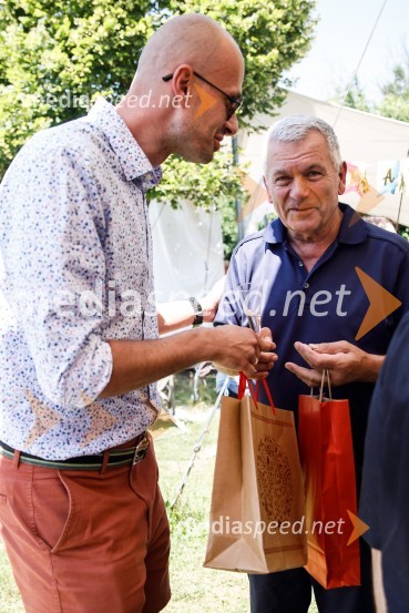  ... ;  Damjanić NikolaNinamedia, 30 let raziskovalne agencije