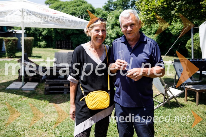  ... ;  Damjanić NikolaNinamedia, 30 let raziskovalne agencije