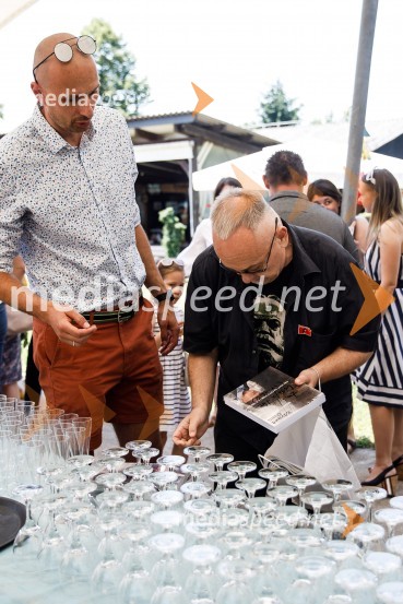 Ninamedia, 30 let raziskovalne agencije