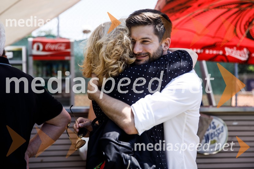 Ninamedia, 30 let raziskovalne agencije