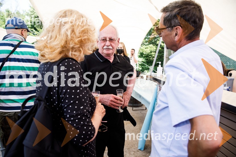 Ninamedia, 30 let raziskovalne agencije