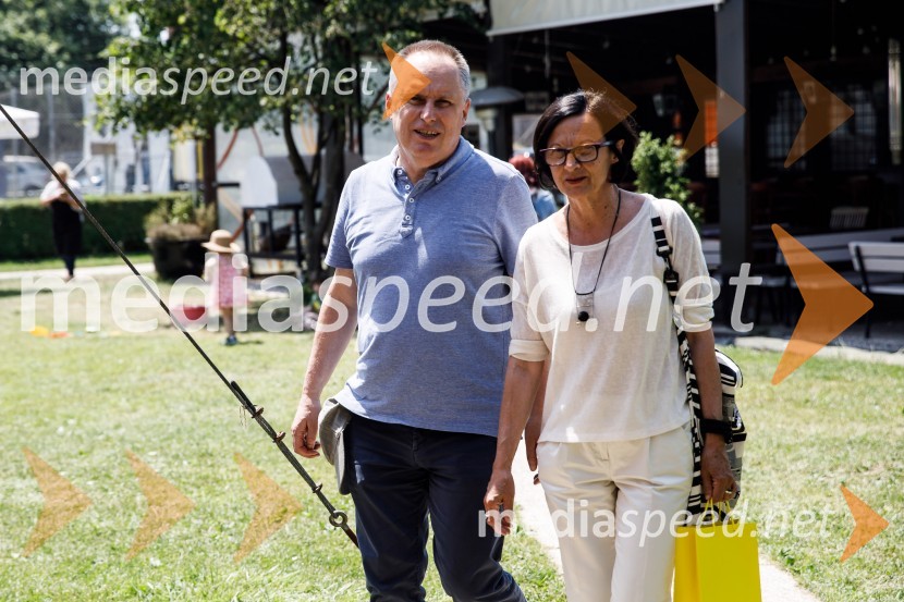 Ninamedia, 30 let raziskovalne agencije