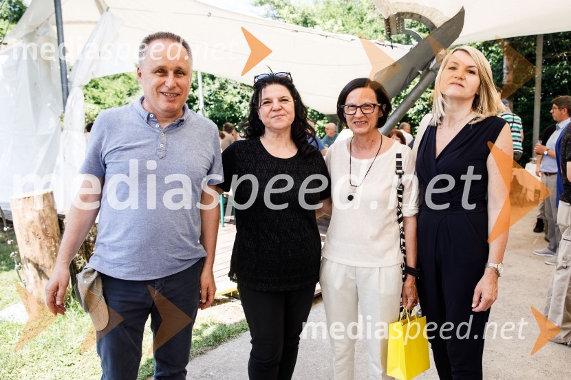 Ninamedia, 30 let raziskovalne agencije