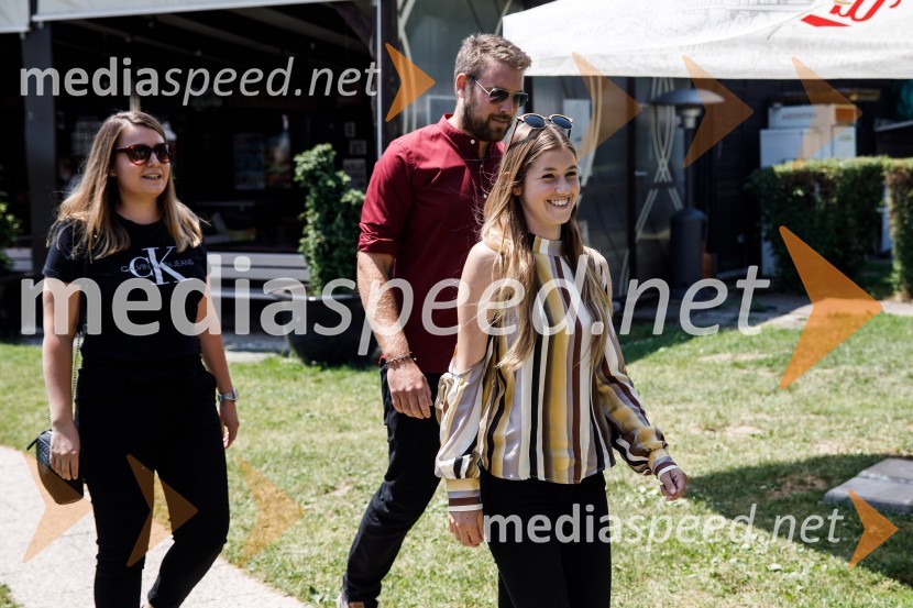 Ninamedia, 30 let raziskovalne agencije