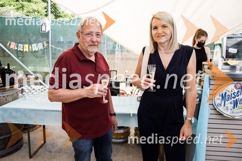 Ninamedia, 30 let raziskovalne agencije