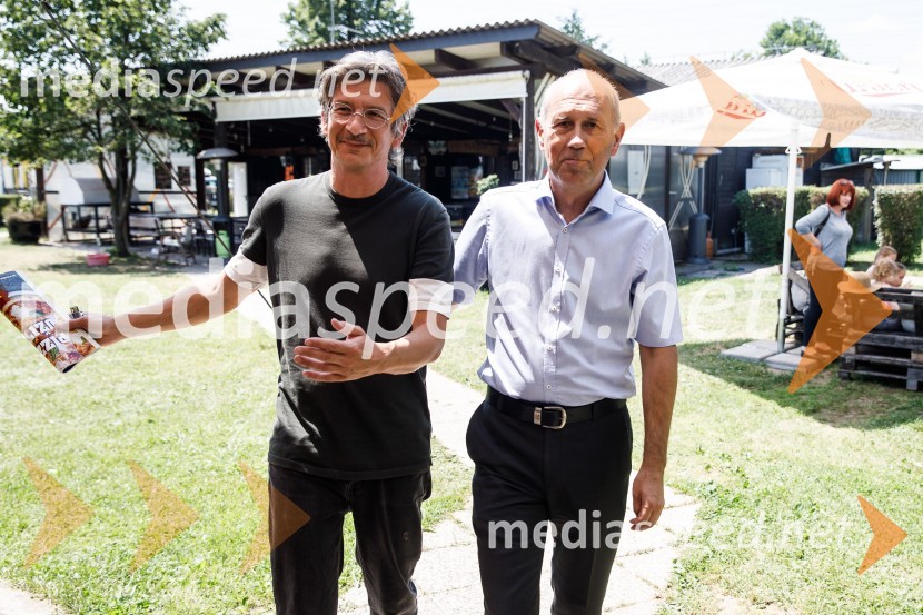 Ninamedia, 30 let raziskovalne agencije