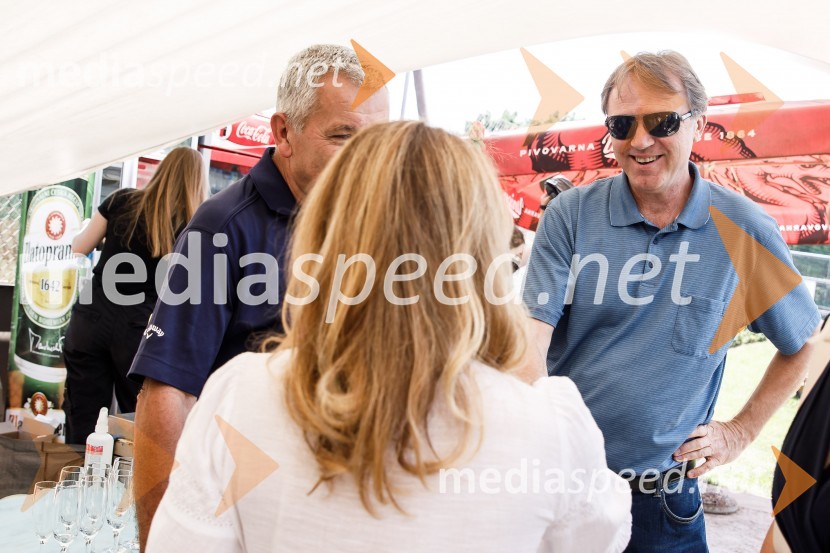  Gregor Golobič, politikNinamedia, 30 let raziskovalne agencije