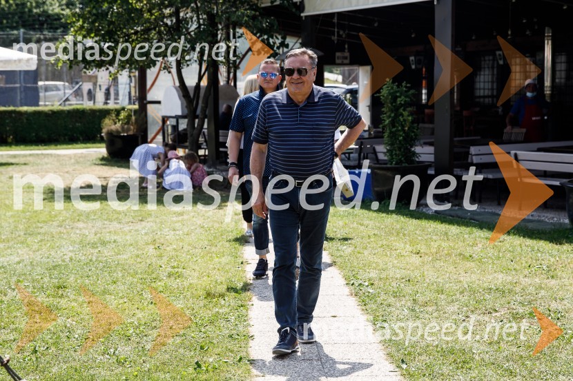  Zoran Janković, župan, Mestna občina LjubljanaNinamedia, 30 let raziskovalne agencije