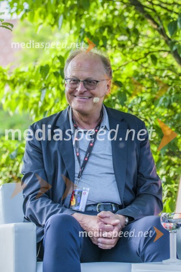  Janez  Škrabec, direktor Riko d.o.o., predsednik Slovensko-ruskega poslovnega sveta, častni konzul BelorusijeKočevsko Ribniški forum 2021