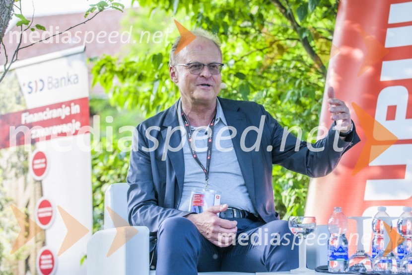  Janez  Škrabec, direktor Riko d.o.o., predsednik Slovensko-ruskega poslovnega sveta, častni konzul BelorusijeKočevsko Ribniški forum 2021