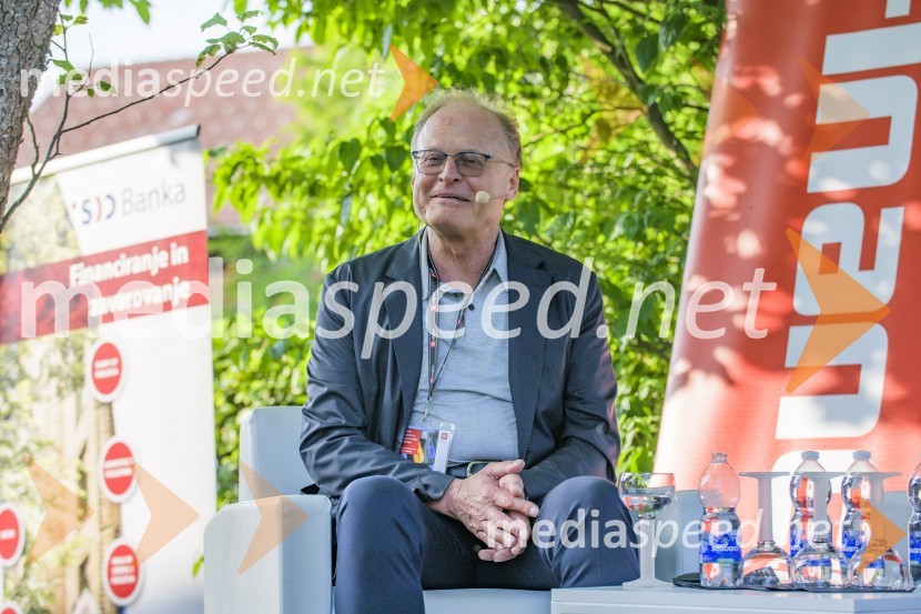  Janez  Škrabec, direktor Riko d.o.o., predsednik Slovensko-ruskega poslovnega sveta, častni konzul BelorusijeKočevsko Ribniški forum 2021