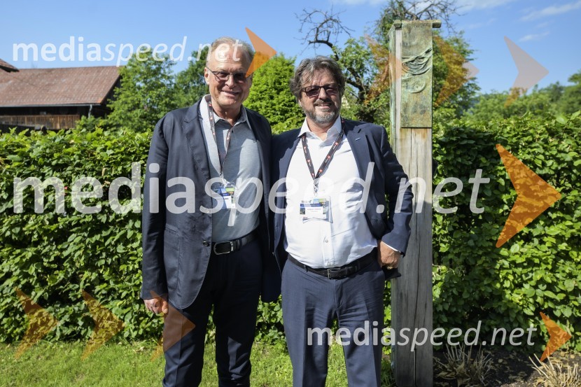  Janez  Škrabec, direktor Riko d.o.o., predsednik Slovensko-ruskega poslovnega sveta, častni konzul Belorusije;  Hubert Kosler, direktor Yaskawa Ristro d.o.o.Kočevsko Ribniški forum 2021