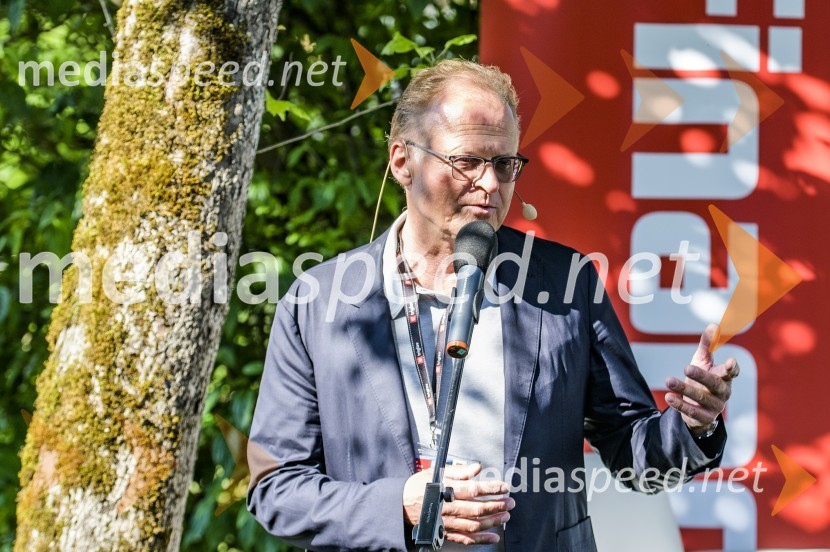  Janez  Škrabec, direktor Riko d.o.o., predsednik Slovensko-ruskega poslovnega sveta, častni konzul BelorusijeKočevsko Ribniški forum 2021