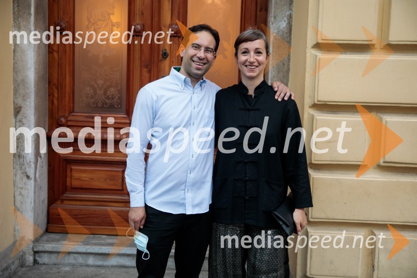  Simon Krečič, dirigent in pianist;  ... Operna noč v Ljubljani